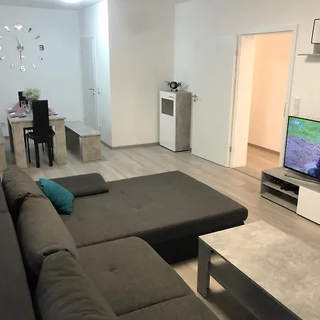 Sauerland Wellness Apartment Mit Sauna Und Jacuzzi Апартаменты *