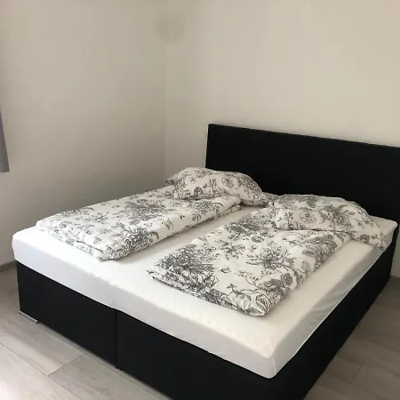 Sauerland Wellness Apartment Mit Sauna Und Jacuzzi * Olpe bei Meschede