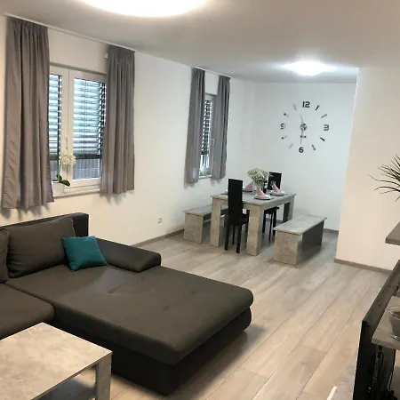 Sauerland Wellness Apartment Mit Sauna Und Jacuzzi * Ольпе